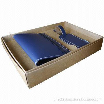 Leather Passport Holder with Luggage Tag, Measures 10 x 5cm